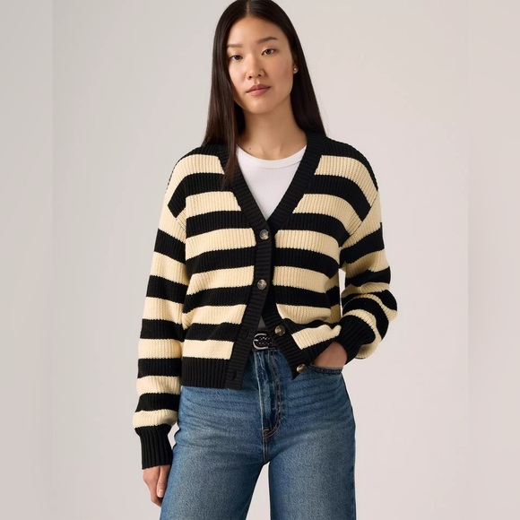 Levi's Snowflake ❄️ Black and Cream Striped Cardigan size M 🤍🖤 - Picture 1 of 5